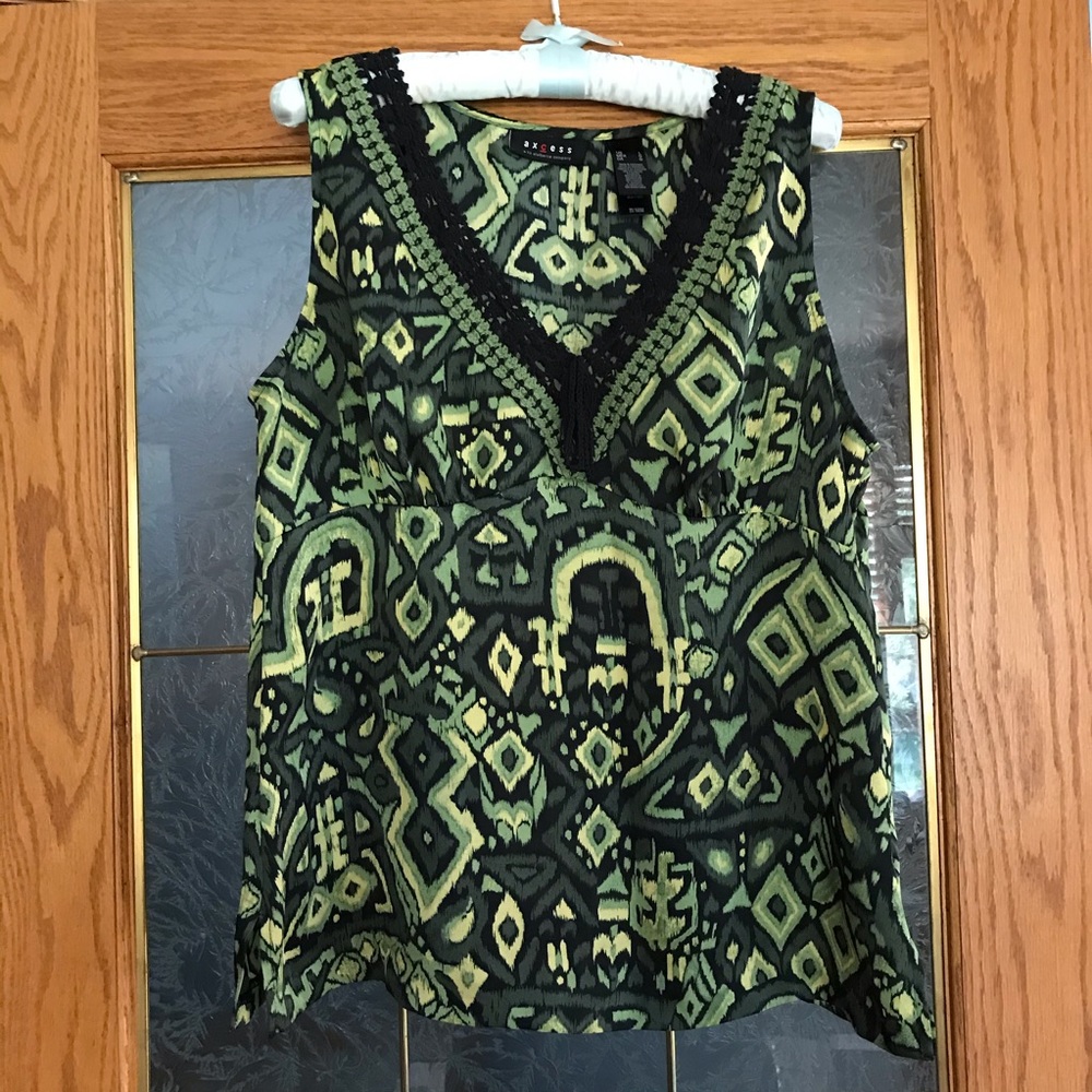 axcess Sleeveless Colorful Top ⭐️SALE 3/$20⭐️